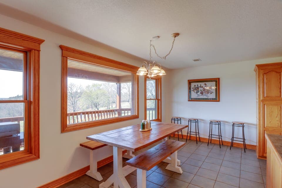 Dining Area | 1st floor