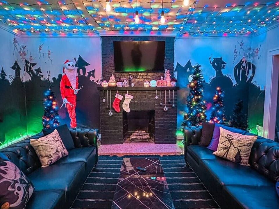 ⭐️⭐️⭐️⭐️⭐️ “Our family made a core memory at this property. We would like to come back again, someday.” - Apryl, January 2024  First Floor | Living Room | Nightly Light Show