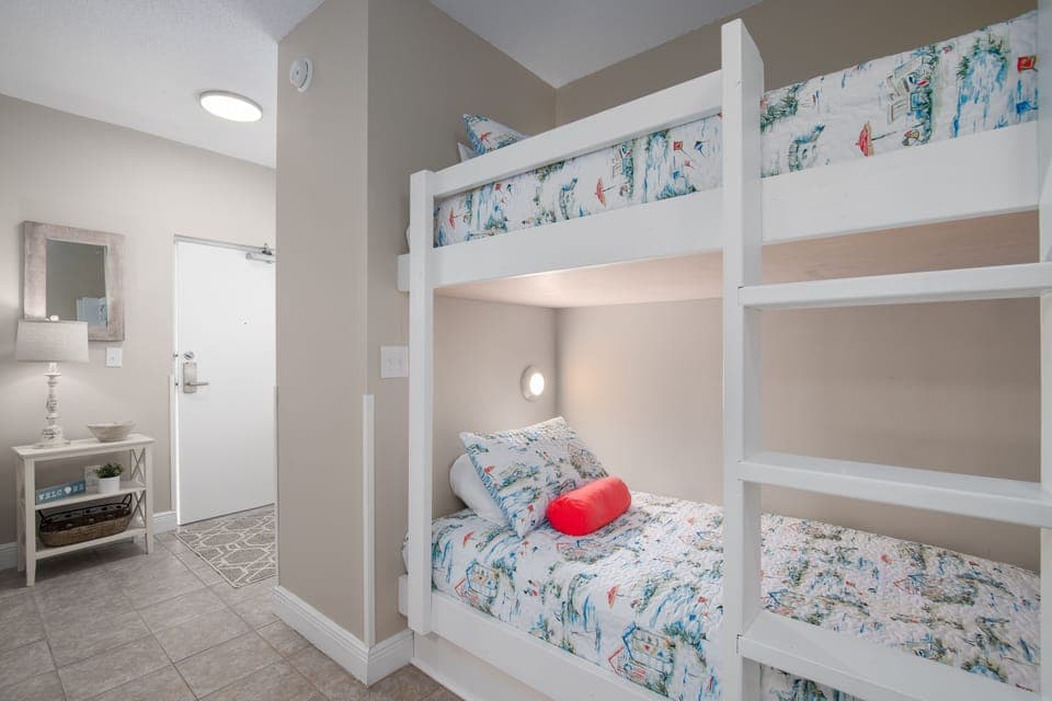 Hall Bunks with normal Twin Beds.