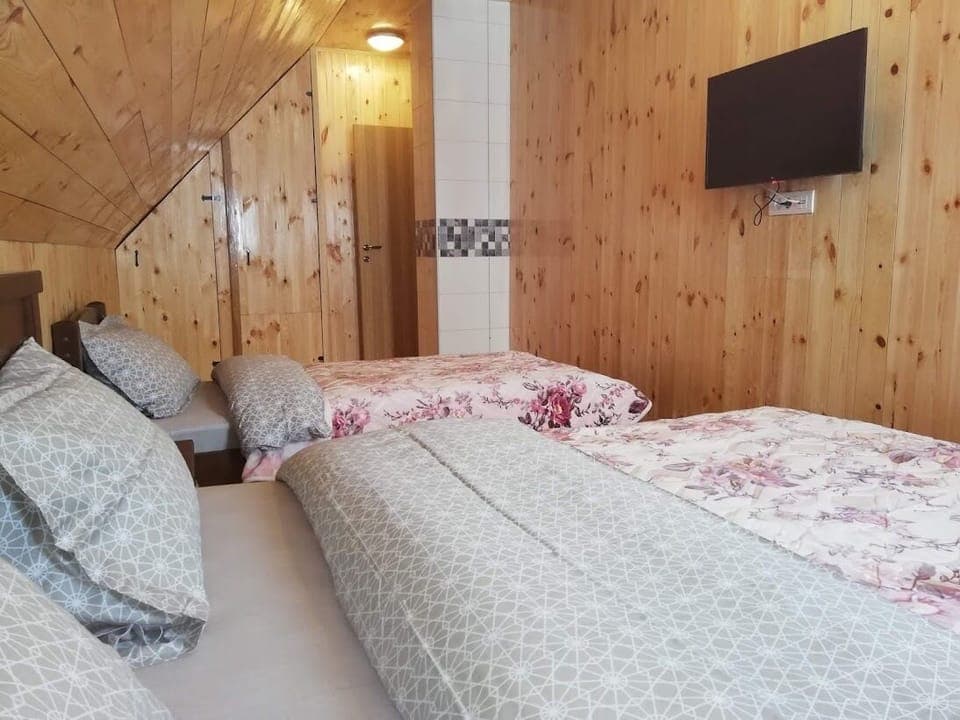 We take care of cleanliness so you can feel like home with us
