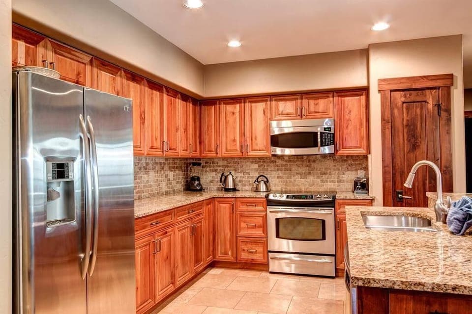 Breckenridge Crystal Peak Lodge Unit 7403 Kitchen