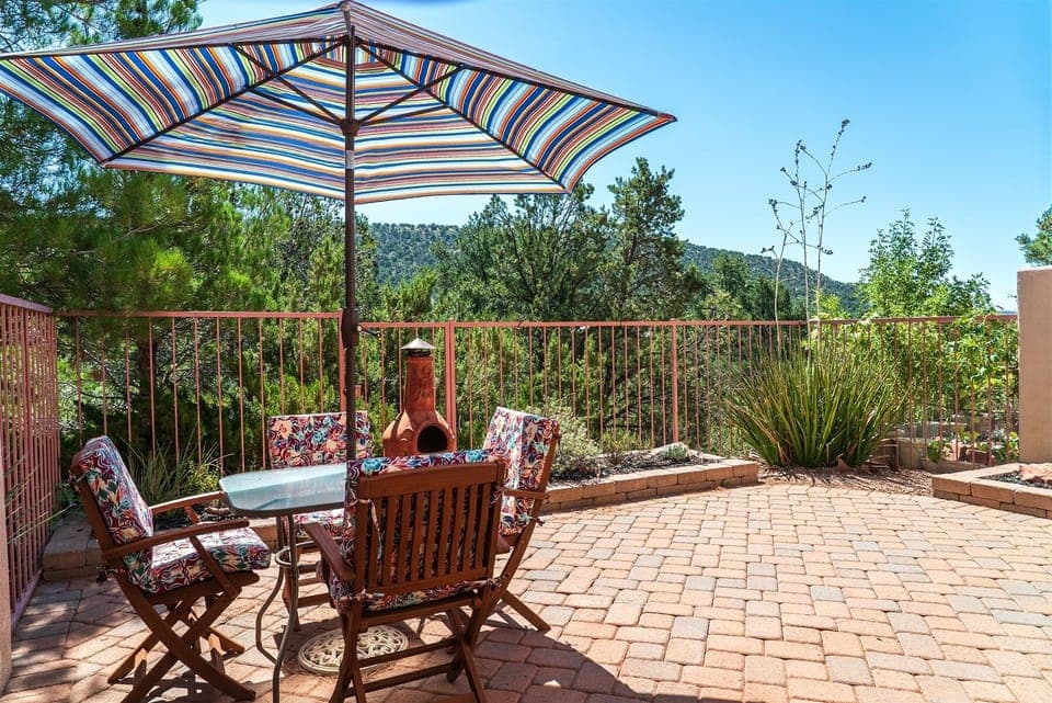 Mountain Lilac is a cozy 2BD condo in the heart of West Sedona
