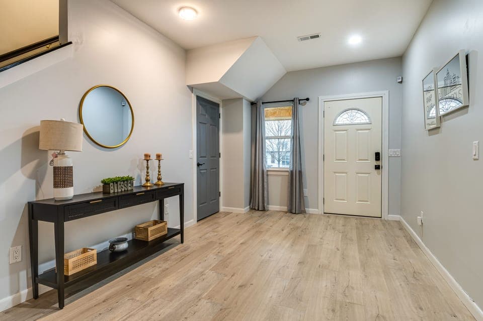 Home Entrance | Foyer