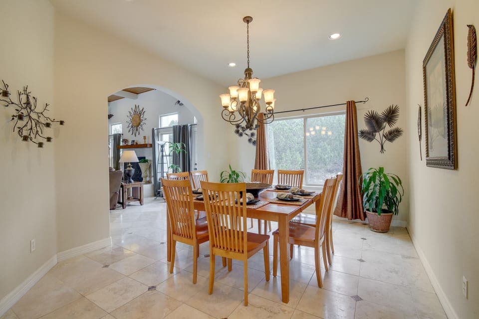 Dining Area | Dishware & Flatware