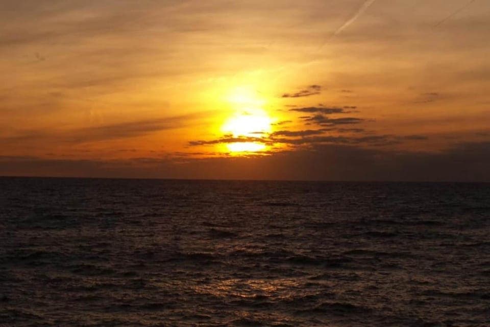 Region [summer] (>5 km)