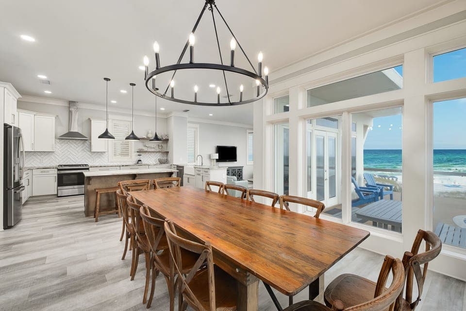 Latitudes (12)