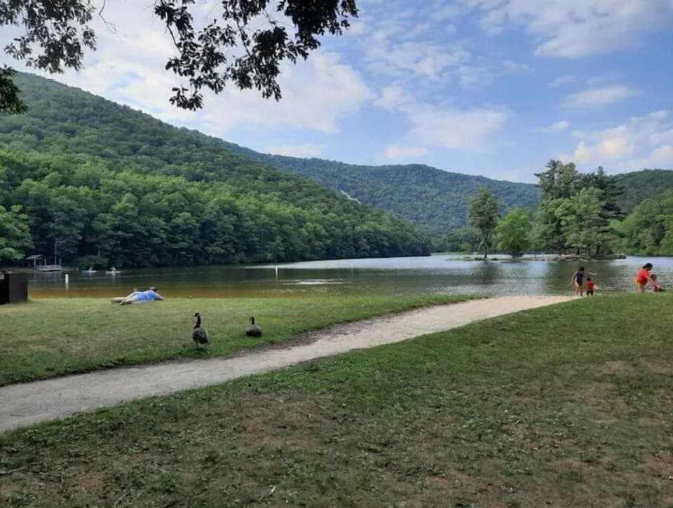 sherando lake 