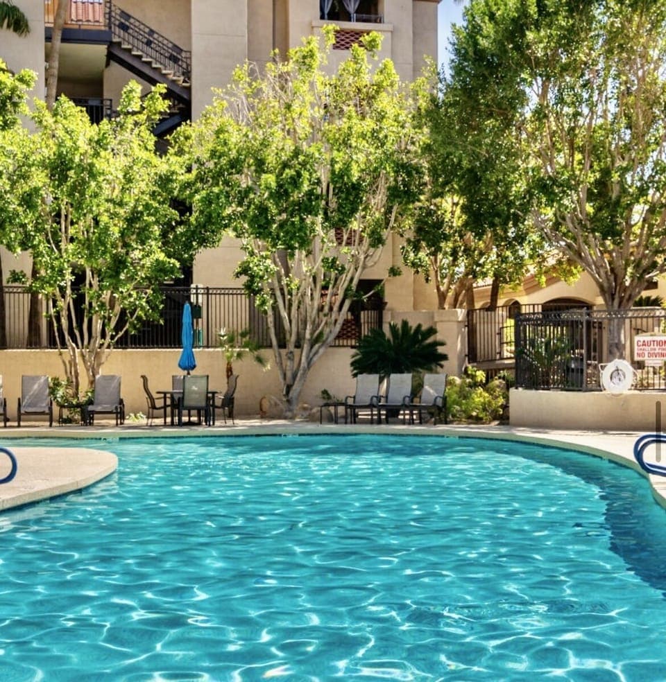 Super Large Pool - Pool Towels Await 🏊‍♂️.
