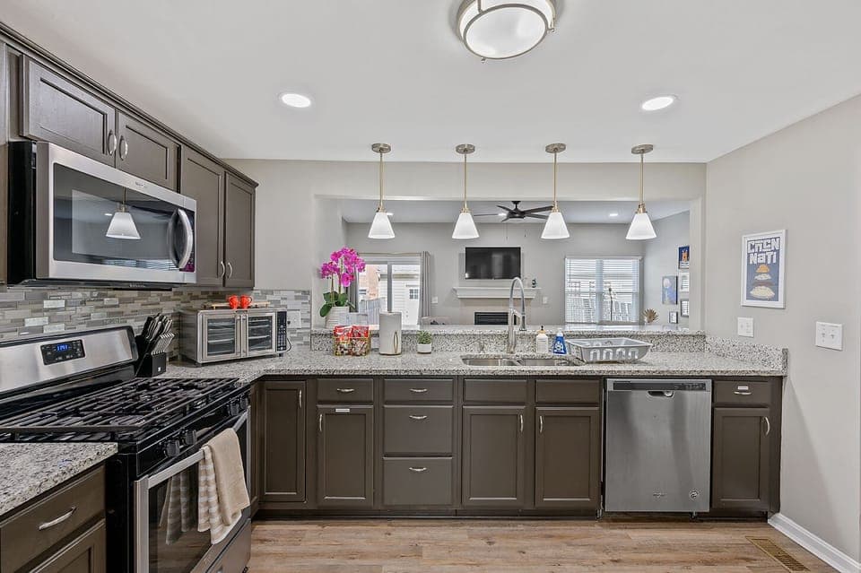 Fully stocked Kitchen