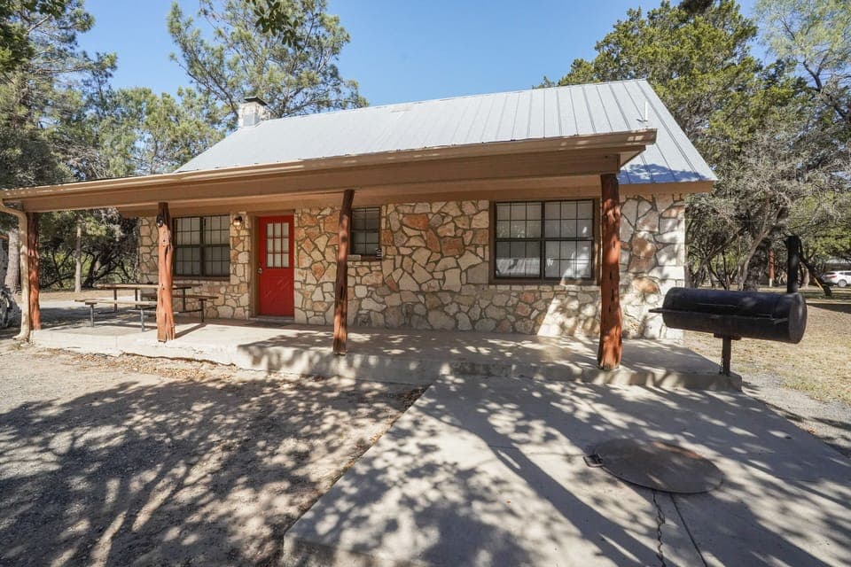 Front exterior view of cabin