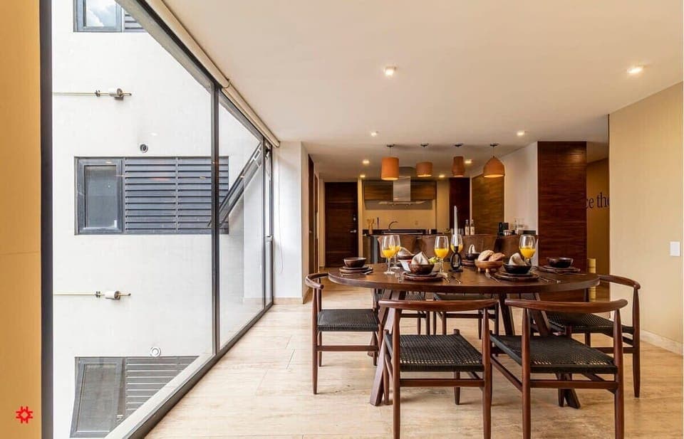 Furnishings, decor and amenities may slightly vary.
