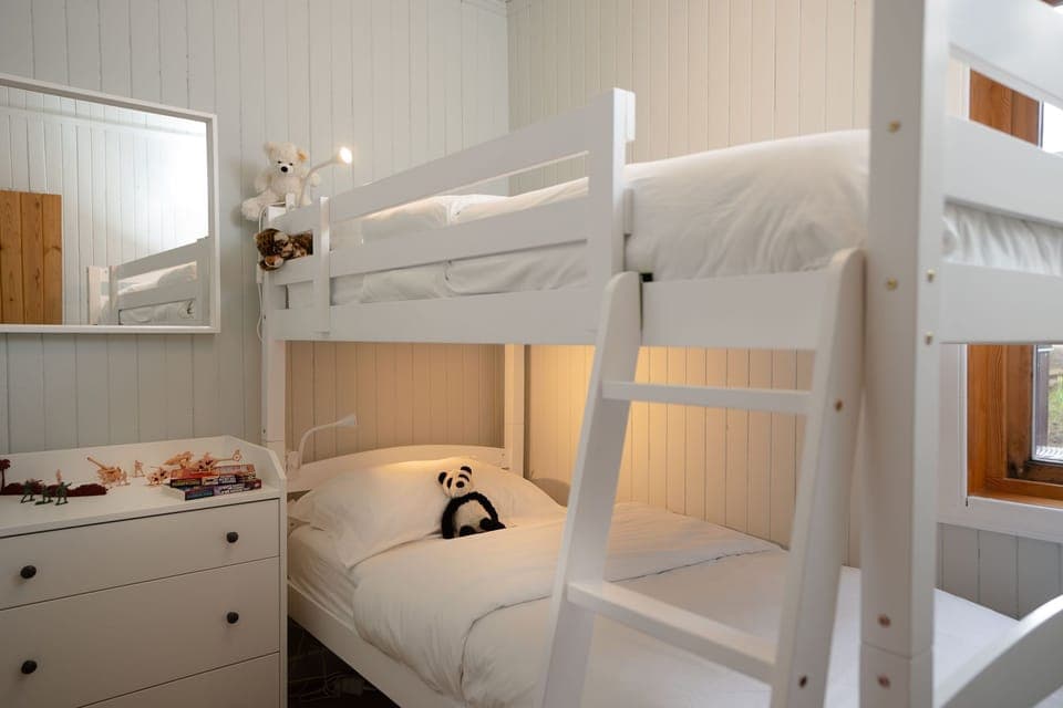 Suidhe Garden Cottage bunk room