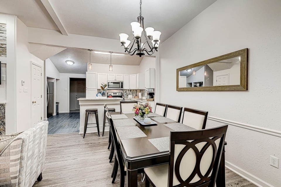 Dining Room Area