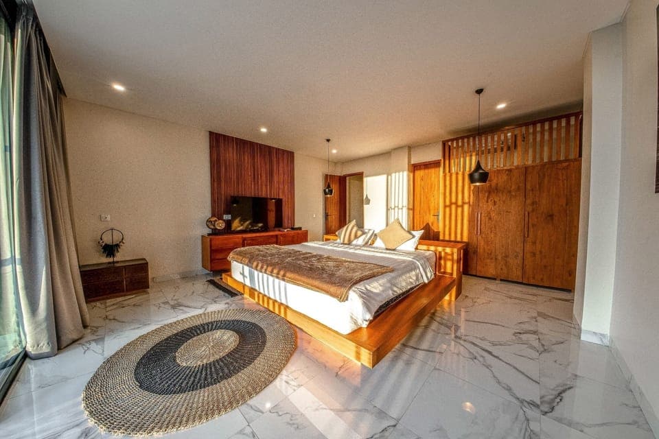 Freya 2 — Bedroom 1 (2nd floor)