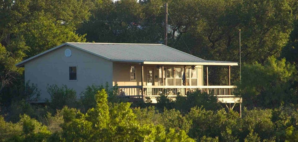Castell Cabin on Llano River