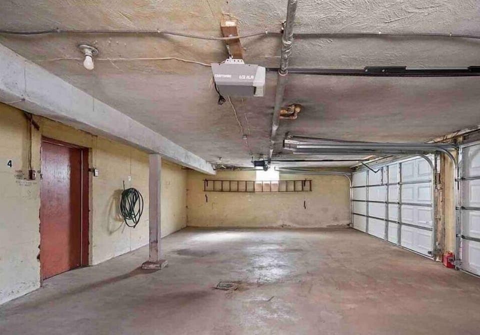 Garaged Parking Available w Cost