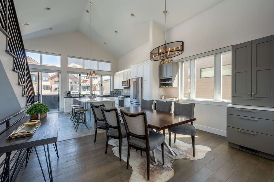 Wide open main level at Flat Tops Haven