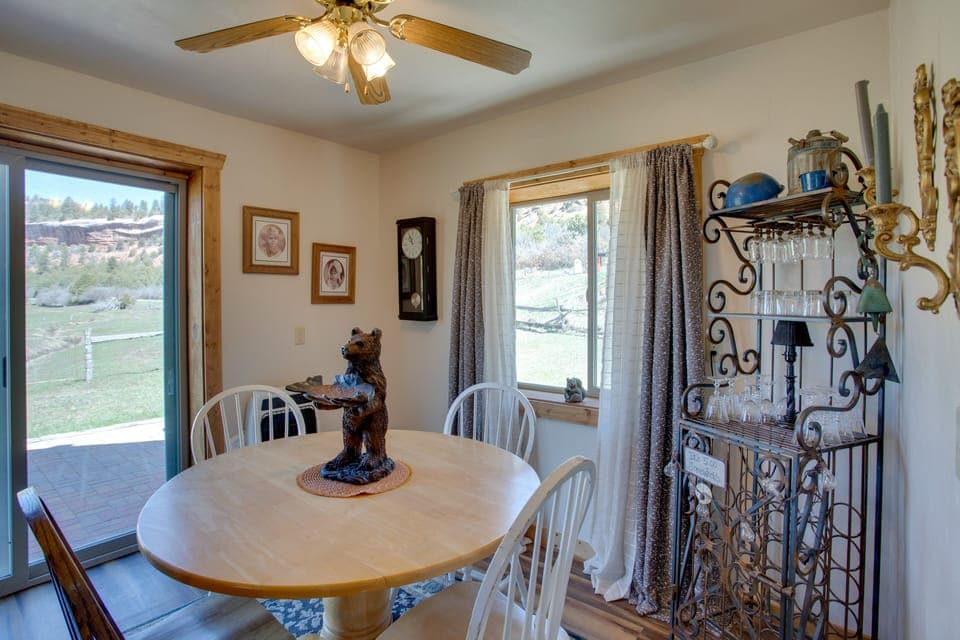 Breakfast Nook