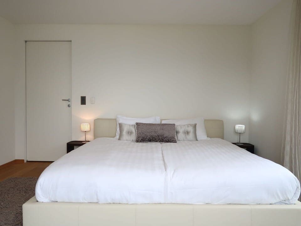 Furniture, Property, Building, Comfort, Wood, Bed Frame, Lamp, Interior Design, Floor