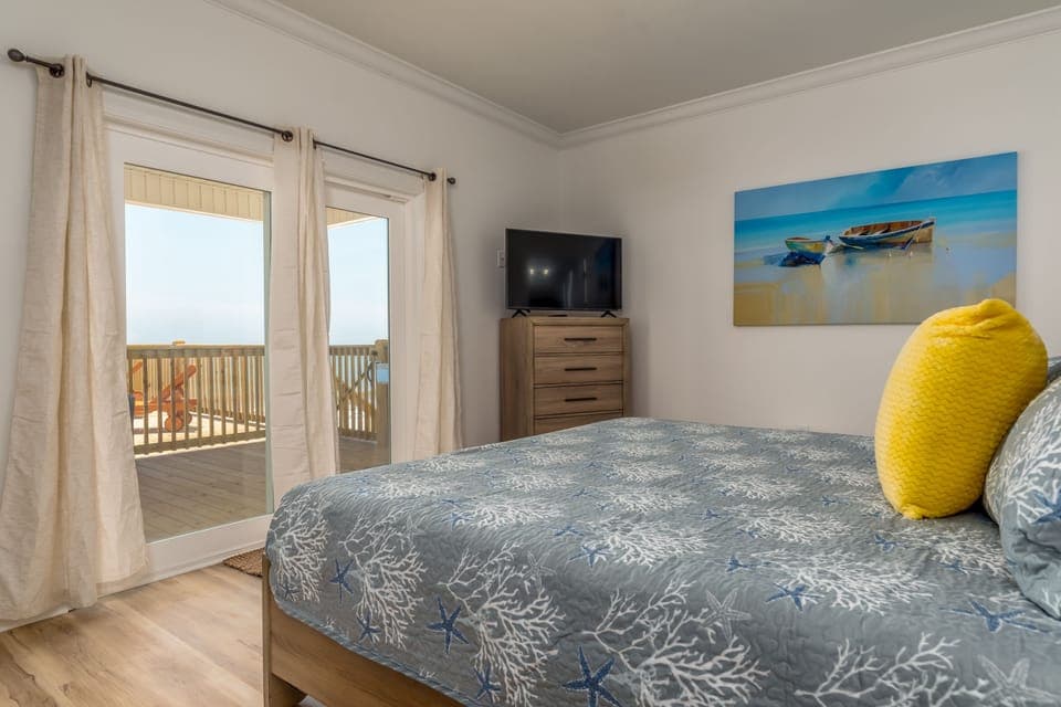 bedroom!5