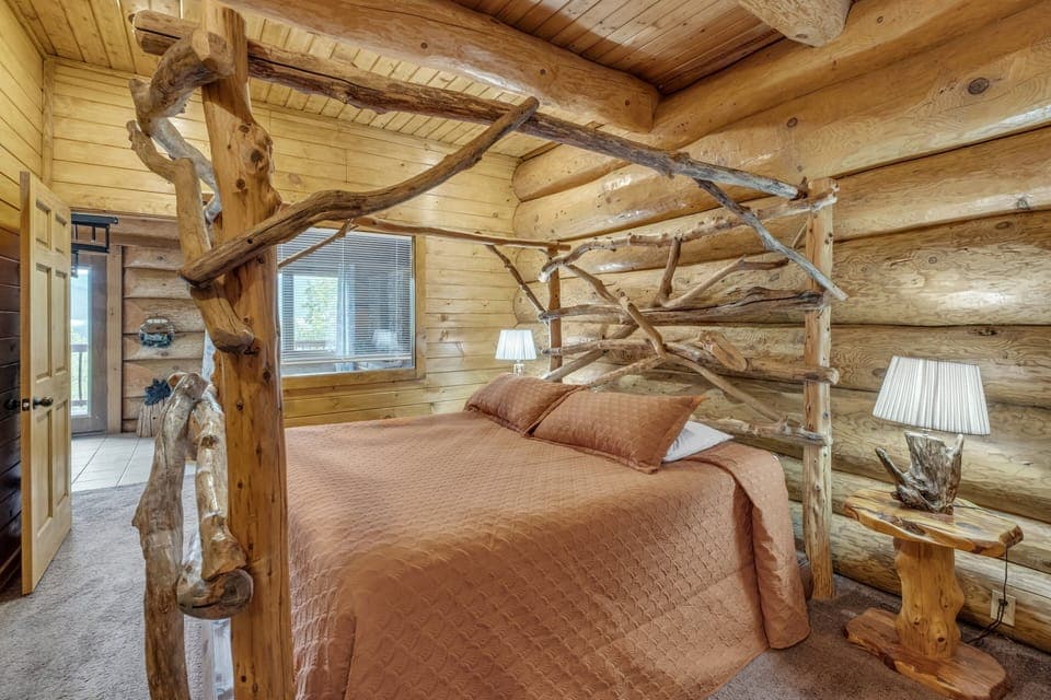 Indoors, Hardwood, Lamp, House, Furniture