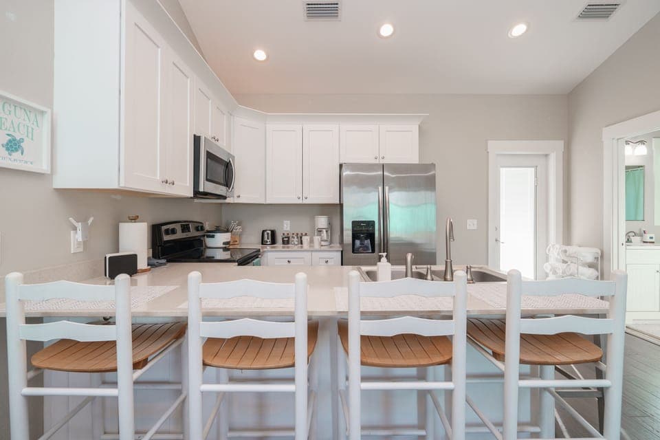Fully furnished kitchen  to make meals for your family and friends