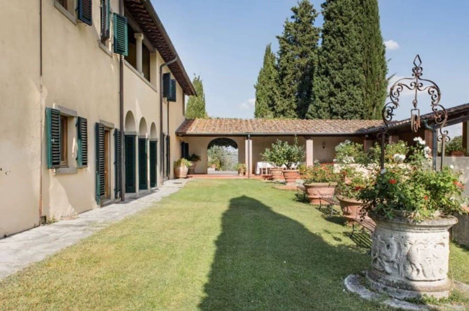 Activities, Balcony / Terrace / Patio, Building Exterior, Outdoor, Pool, Spring, Summer, Wellness