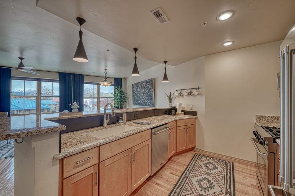 Private kitchen