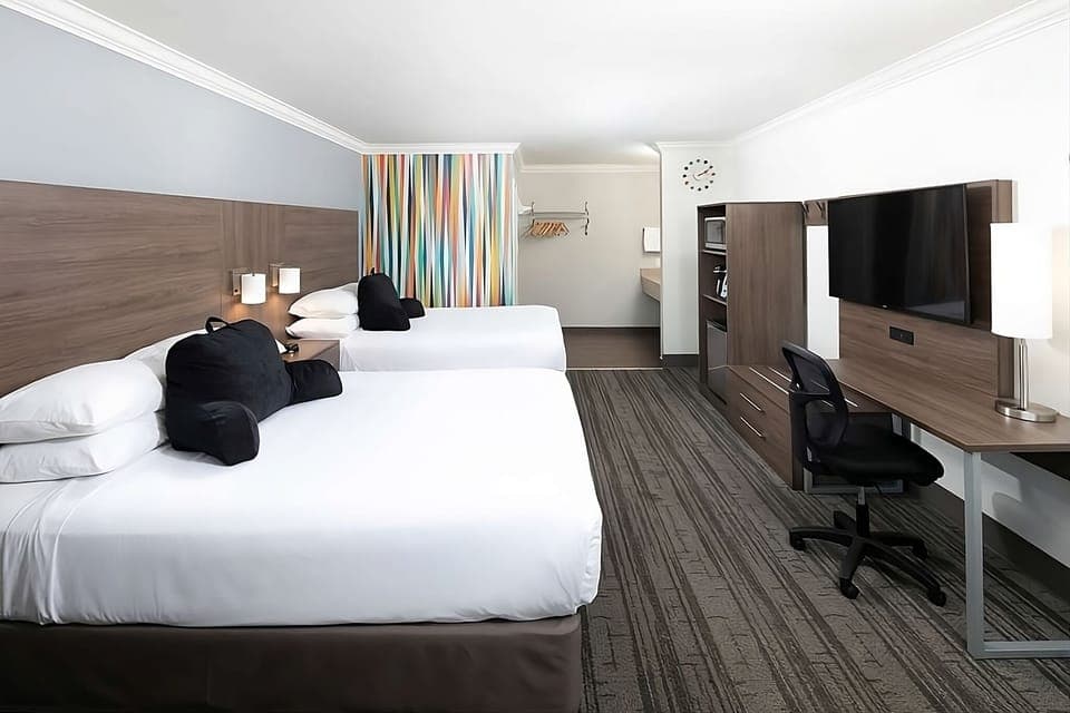 Comfy 2 Queen size beds; perfect for your vacation!