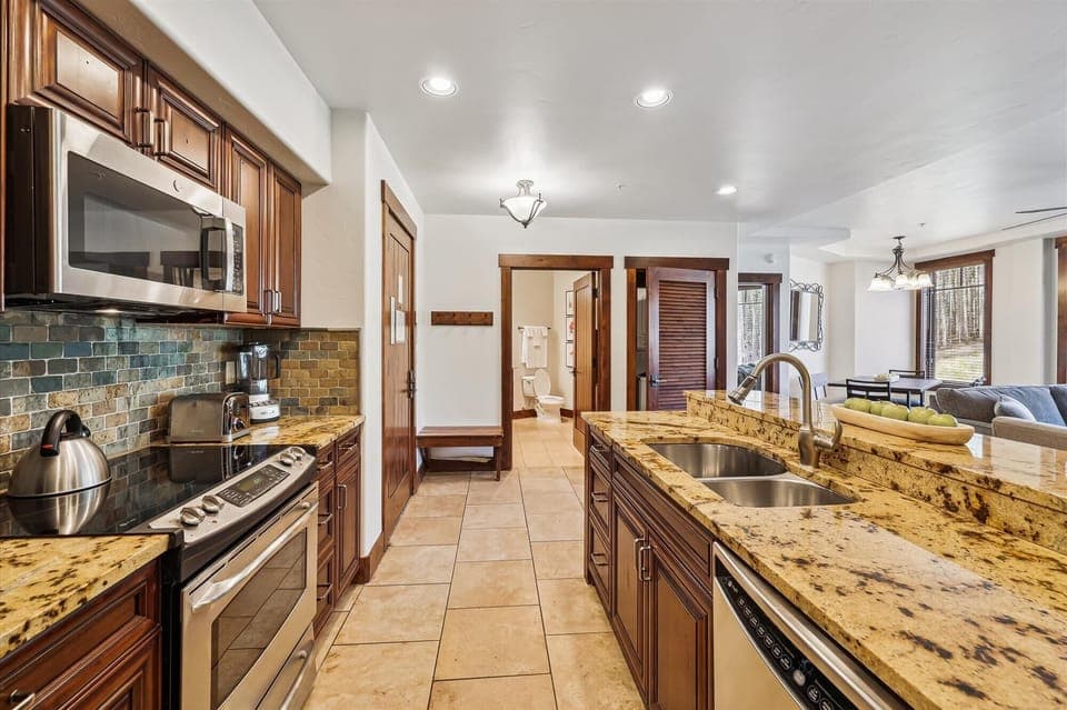 Kitchen - Crystal Peak Lodge 7303 - Breckenridge Vacation Rental