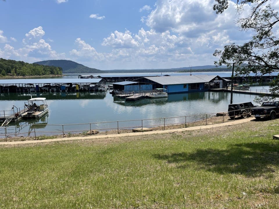Beautiful Greers Ferry Lake!