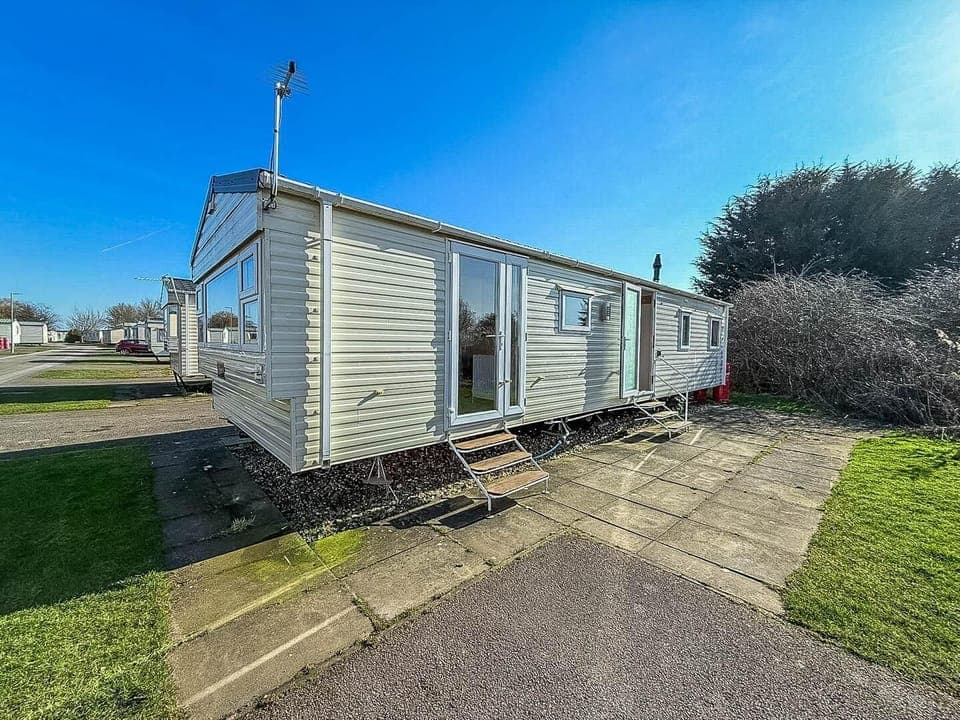 Whether you're planning romantic getaways UK or a fun-filled family trip, Southview Caravan Park Skegness offers a serene escape just minutes from the golden sands of Skegness beach England.