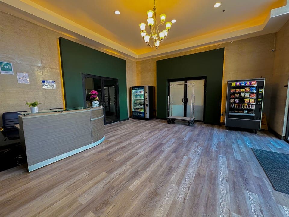 Building lobby w/ 2 shift security officers patrolling the building day & night.