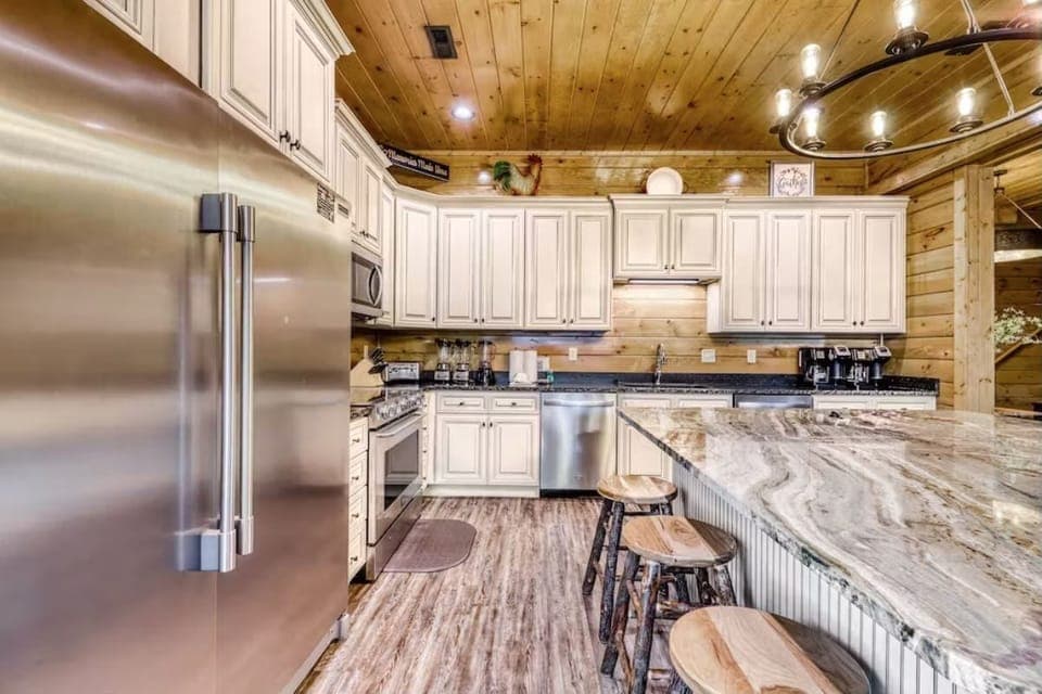 Spacious Kitchen