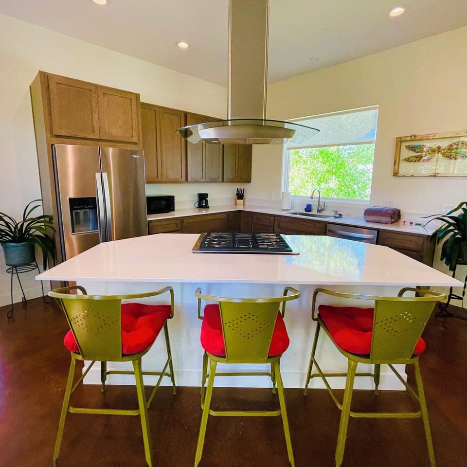Gourmet kitchen