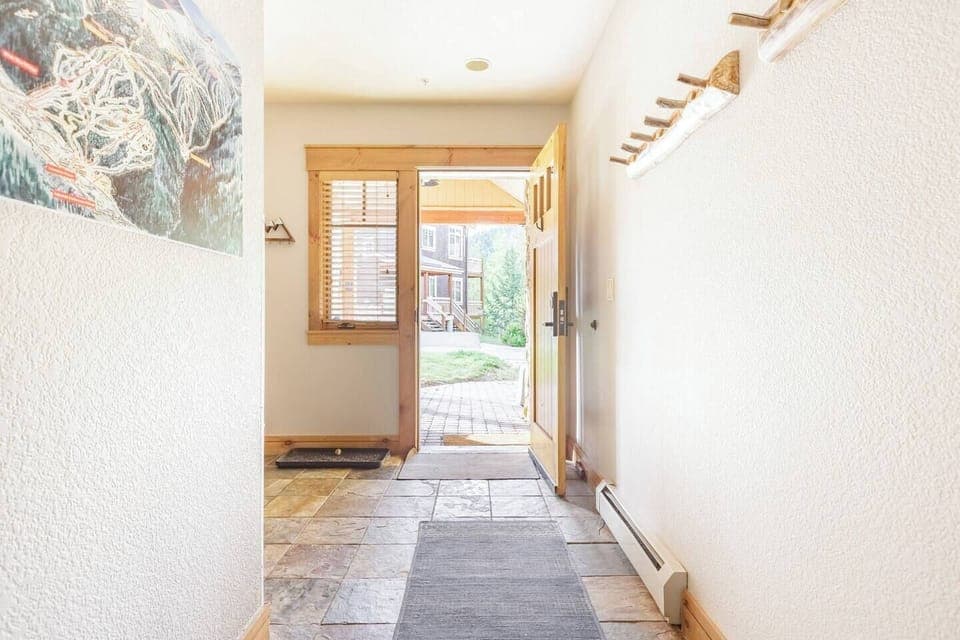 Front door on 1st floor - plenty of hooks and cubbies for your gear