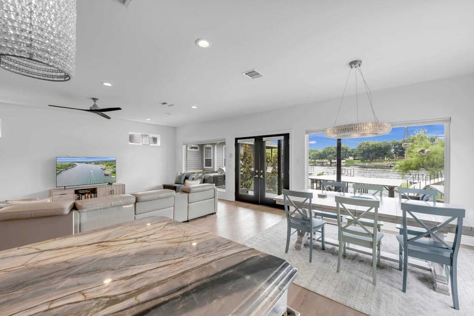 Open concept floorplan