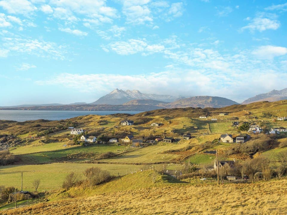 Surrounding area | Peters, Tarskavaig