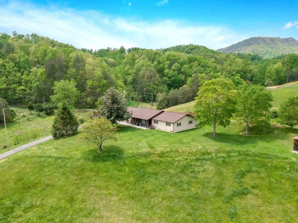 4 Acre 4 You, Family n Friends
 