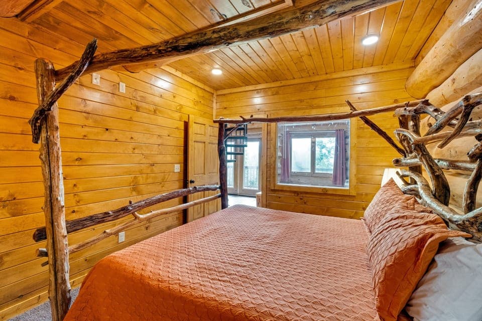 Indoors, Hardwood, Stained Wood, House, Cabin