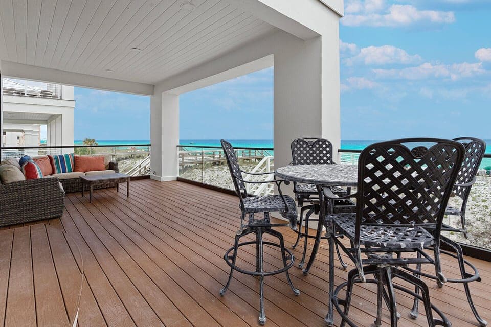 Paradise Pointe Patio