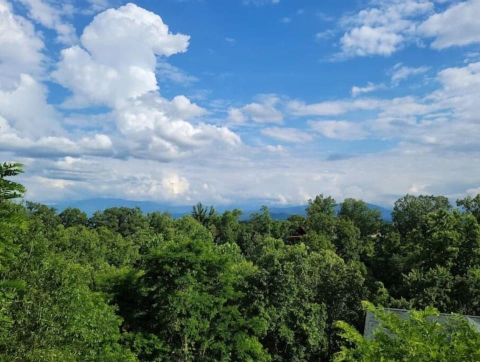 Mountain View!! Beautiful !!