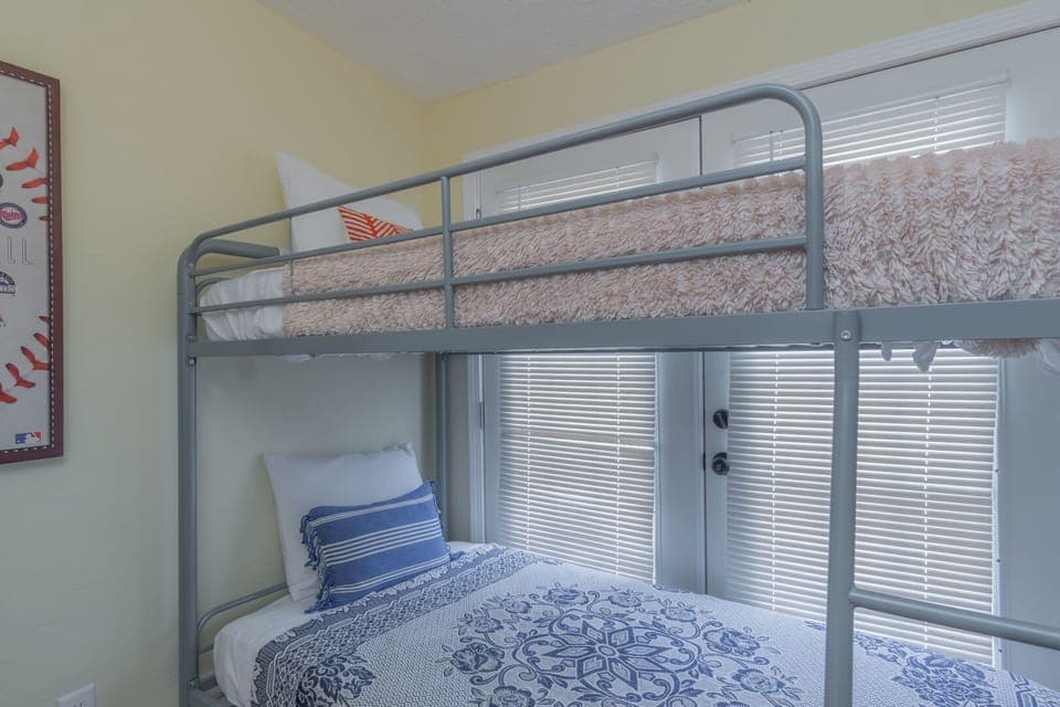 Twin size bunk in guest bedroom