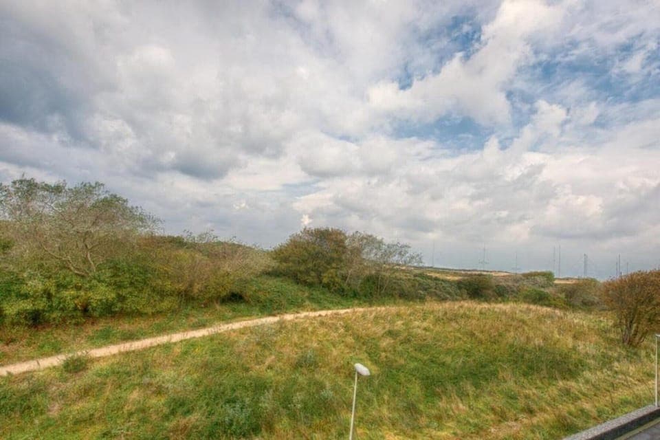 Region [summer] (>5 km)