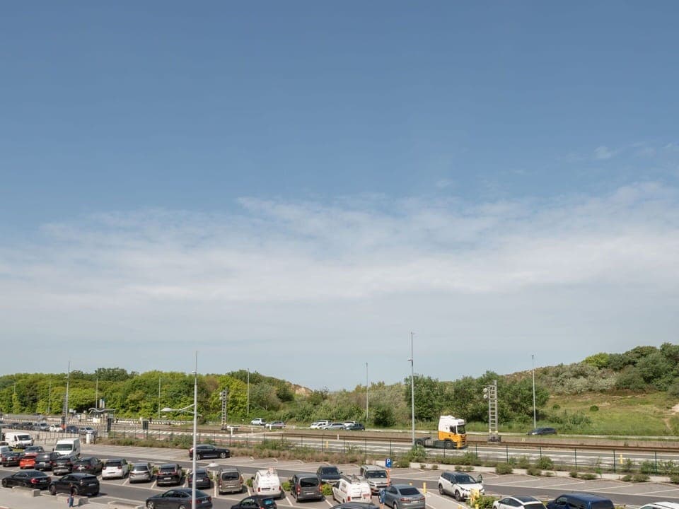 Cloud, Sky, Car, Wheel, Vehicle, Infrastructure, Road Surface, Motor Vehicle, Asphalt, Thoroughfare