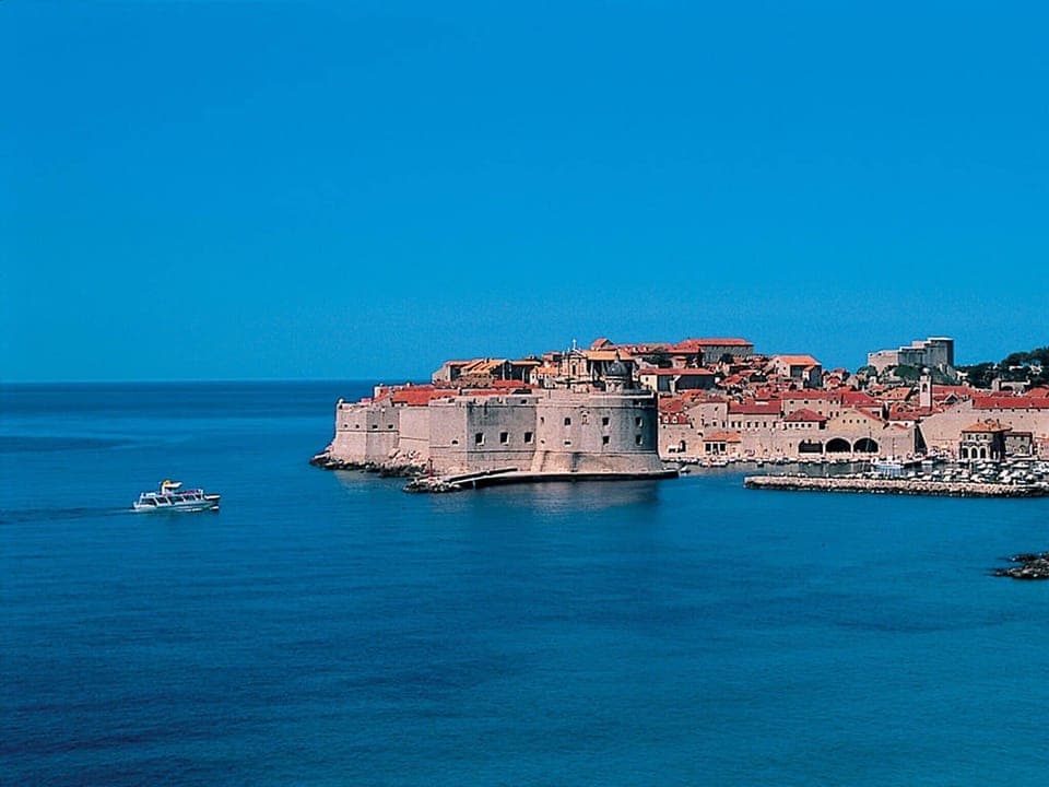 Surroundings [winter] (1-5 km)