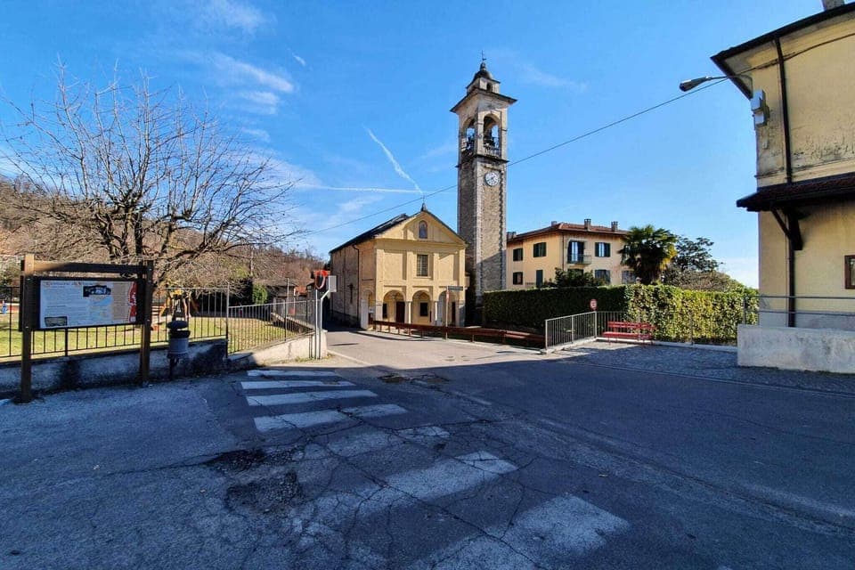 Surroundings [summer] (1-5 km)