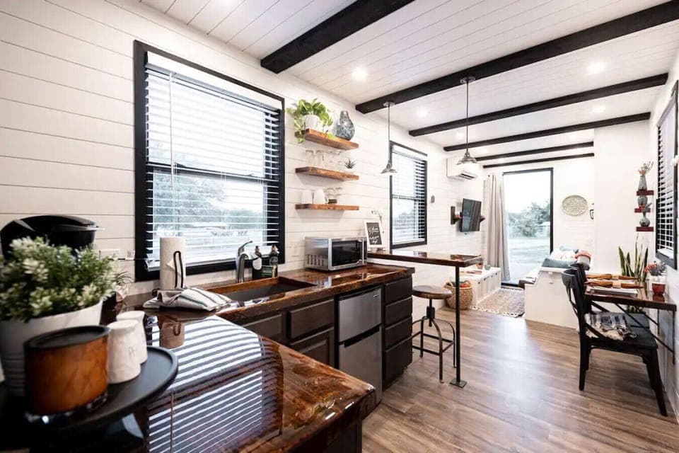 Black Oak Container Home
