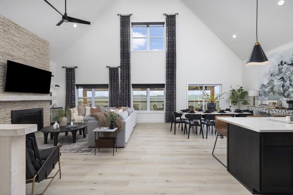 Beautiful Views and Lots of Space