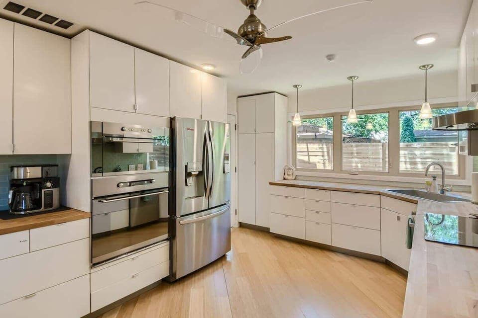 From cookware to spices, this kitchen has all the tools to make cooking easy.